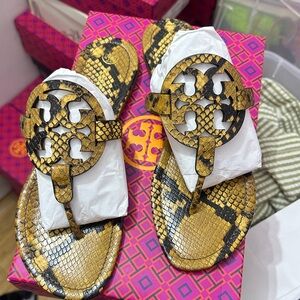 Tory Burch Snake-Print Logo Thong Sandals in Yellow and Black